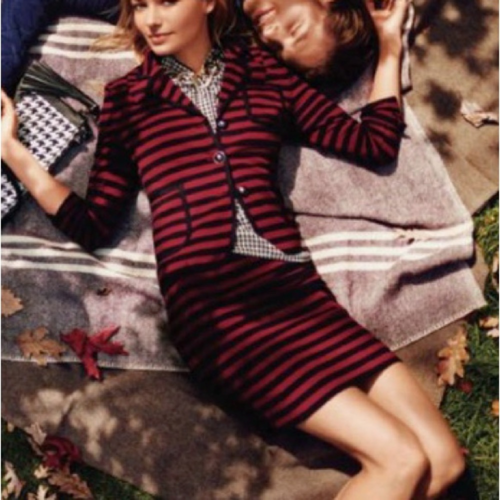 Banana Republic Striped Ponte knit skirt